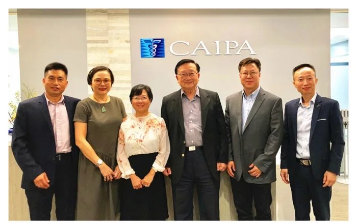 2018年公会代表们拜访亚美医师公会(CAIPA)