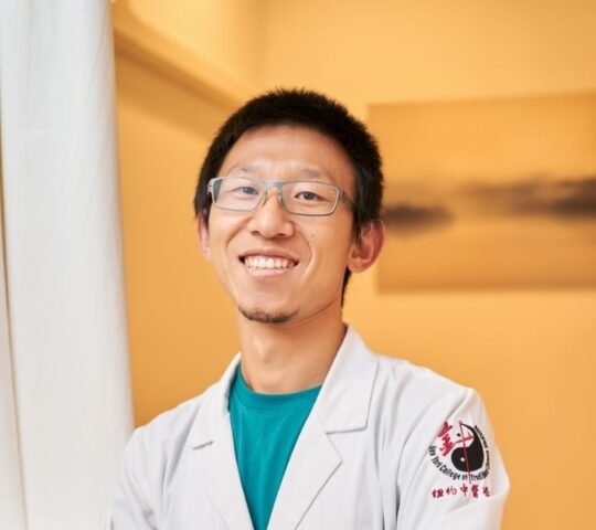 Cheng Zhang (John) Acupuncturist – Cheng Acupuncture Wellness
